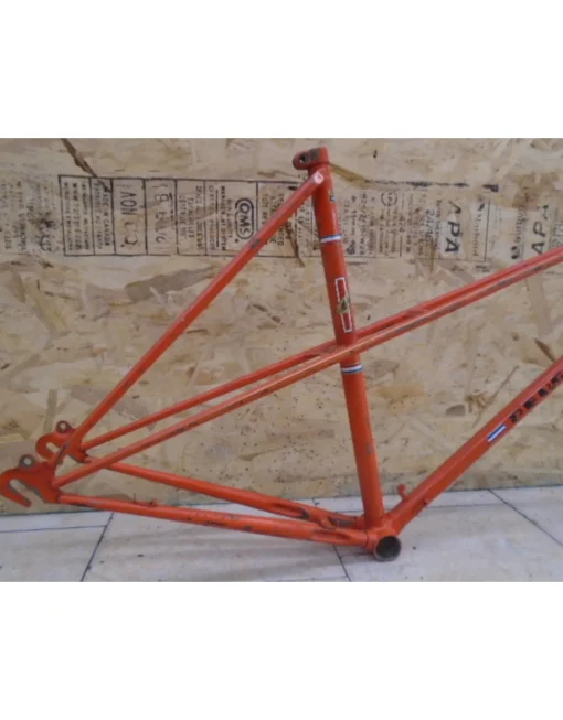 Cadre usagé en acier de route Peugeot 21" - 7852-A