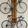 La Hutte Eco Ebénisterie Support mural pour 2 vélos en Merisier